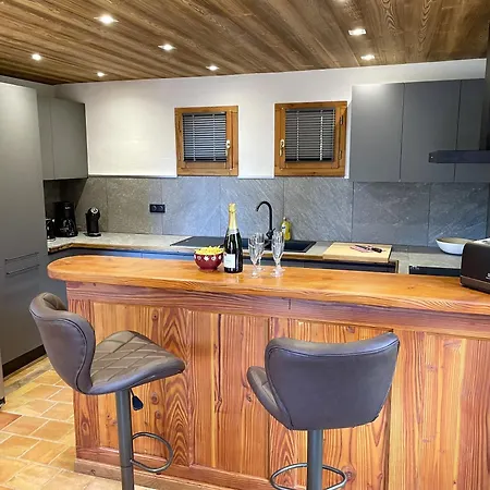 Blanchot Chalet